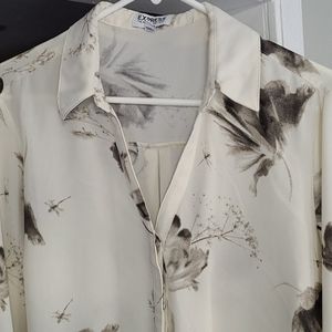 Express slim fit portions blouse